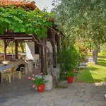 Assos Апартаменты Коинира