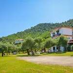 Assos
