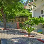 Assos Апартаменты Коинира