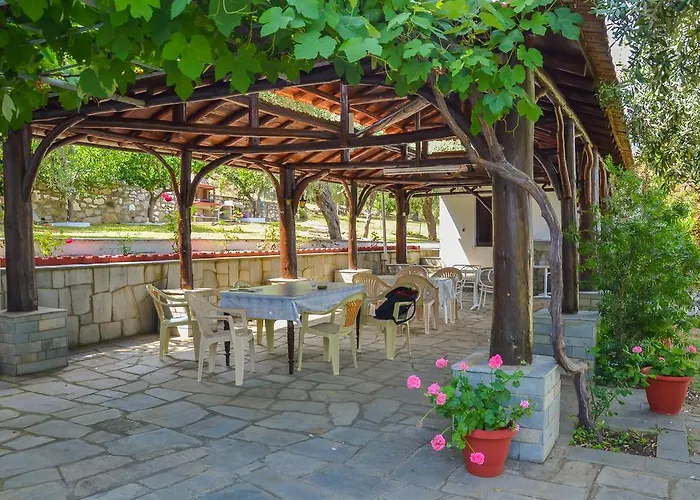 Assos Apartament Koinira