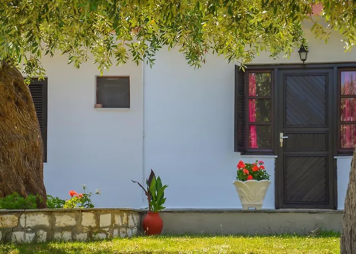 Assos Apartament Koinira